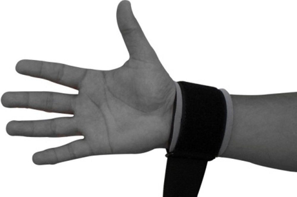 Amazon.com: RDX Neoprene Weight Lifting Gym Wrist Wraps Crossfit ...
