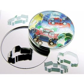 SET 0F 8 CAR SHAPED COOKIE / BISCUIT / ICING CUTTERS IN STORAGE BOX