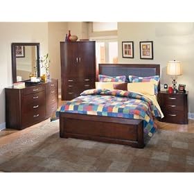 Parkside Queen Size Bed Set With Armoire