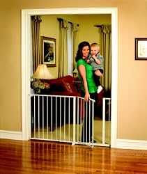 Regalo Maxi Super Wide Walk Thru Gate, White