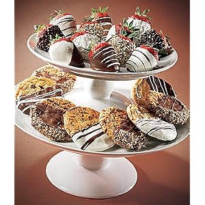 Sweet Combo Deluxe - Chocolate Dipped Strawberries and Cookies by Sharis Berries
