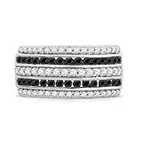 Platinum Plated Sterling Silver Black and White Round Diamond Fashion Band Ring (1 cttw)