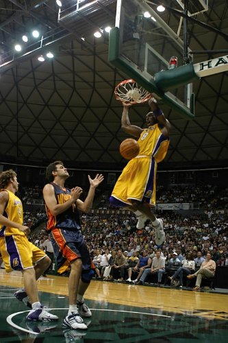 Kobe Bryant Los Angeles Laker Slam Dunk Photo NBA Basketball Sports Photos 8x12