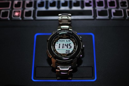 再降价:Casio 卡西欧 PAW2000T-7CR 登山系列 男款太阳能电波表(6局电波)