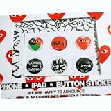【iPhone4S/3GS・iPod touchなどに】<strong>COMME</strong> des GARCONS(コムデギャルソン)ボタンステッカー01 ドックカバー&イヤホンジャックキャップ付き