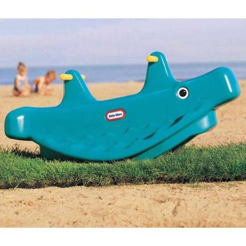 Little Tikes Classic Whale Teeter Totter in Green Marius Lennertnas