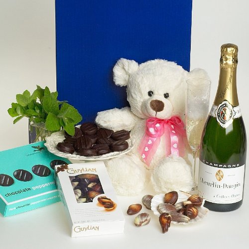 CHAMPAGNE CHOCOLATES AND TEDDY BEAR IN GIFT BOX