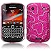 BLACKBERRY BOLD 9930 LOVE HEARTS DIAMANTE CASE, WITH QUBITS-BRANDED MICROFIBER CLEANING CLOTH