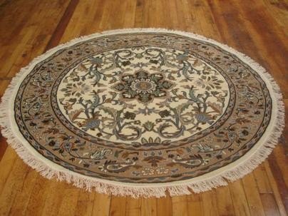 8'2 x 8'2 Ivory Persian Tabriz Round Rug