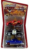 Eigenschaften MATTEL Disney Pixar Cars / Disney Pixar - CARS - THE WORLD OF CARS - Die-Cast - DIRT TRACK Gift Pack - 3 PACK - CACTUS LIGHTNING McQUEEN & SHERIFF & DIRT TRACK DOC HUDSON - OVP
