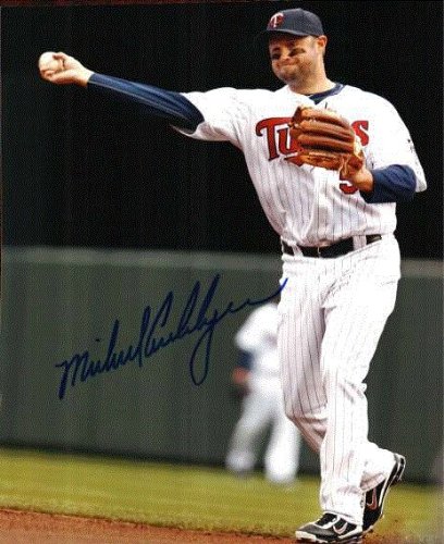 Autographed Michael Cuddyer - Minnesota Twins 8x10 Photo