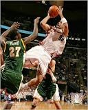 Drew Gooden - '05 / '06 Action 16 x 20 Licensed Photo - Poster -- Framing Options Available
