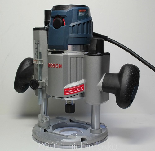 BOSCH MRP23EVS 120-Volt 2.3 HP Electronic Plunge Base Router　並行輸入品 MRP23EVS Plunge Routers
