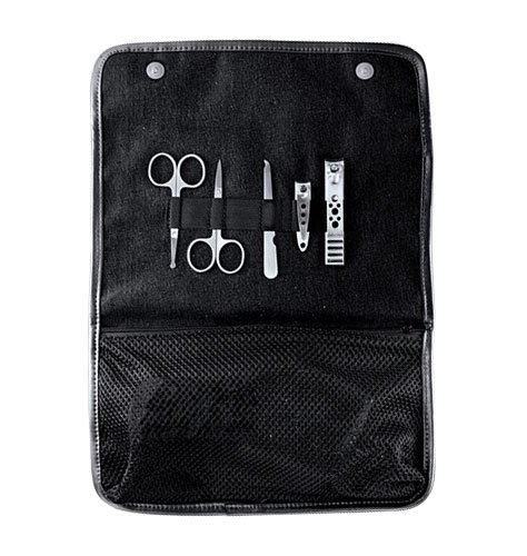 AVON MENS ALL-IN-ONE GROOMING KIT NAIL CLIPPERS SCISSORS NOSE HAIR TRIMMERS in case AVON MENS ALL-IN-ONE GROOMING KIT NAIL CLIPPERS SCISSORS NOSE HAIR TRIMMERS in case