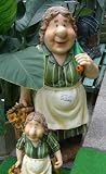 Eigenschaften Testrut  / FARMERIN mit Bündel, Standfigur aus Polyresin, 66 cm hoch, die p