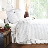 Ruffled Quilt Set in White Size: Full/Queen Ruffled Quilt Set in White Size: Full/Queen