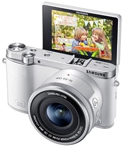 Samsung NX3000 Wireless Smart 20.3MP Compact System Camera with 16-50mm OIS Power Zoom Lens and Flash (White)