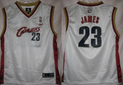 NBA Cleveland Cavaliers LeBron James Youth Replica Reebok White Kids Size 4-7 Jersey
