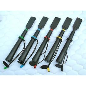 Black, Red, Blue or Green telescopic whip - Adjusts from 10'' closed to 17'' or 28''
