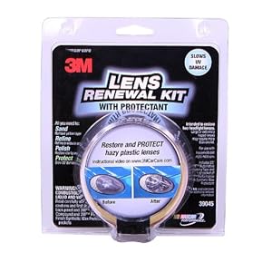 3M 39045 Headlight Renewal Kit with Protectant