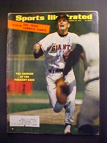 Gaylord Perry San Francisco Giants Autographed September 26, 1966 Sports Illustrated Magazine