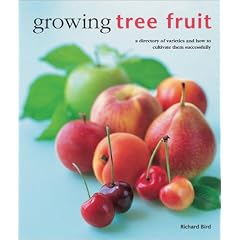 Growing Tree Fruit (Kitchen Garden Library)