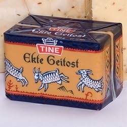 Ekte Gjetost (1.1 pound)