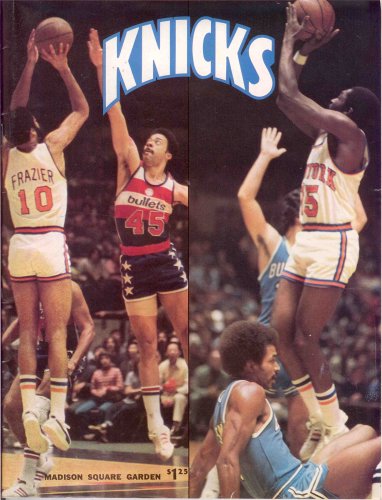 NEW YORK KNICKS MAGAZINE 1975-76, Vol. 9, No. 3 (Walt Frazier on cover)