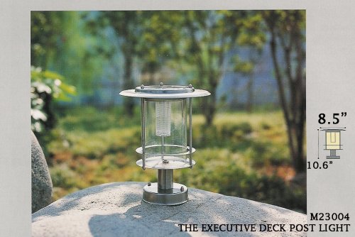 UNIQUE ARTS M23004 EXECUTIVE DECKPOST SOLAR LIGHT