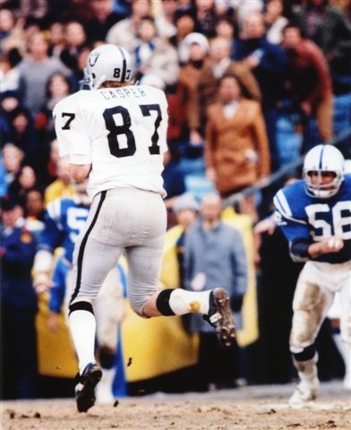 DAVE CASPER OAKLAND RAIDERS 8X10 SPORTS ACTION PHOTO 3