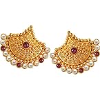Pretty Lady's Pearl Adornment