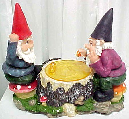 Garden Gnomes Playing Board Game Outdoor Statue Solar Light
