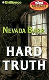 Hard Truth (Anna Pigeon Mysteries (Paperback))