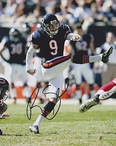 Robbie Gould Autographed / Hand Signed Chicago Bears 8x10 Photo