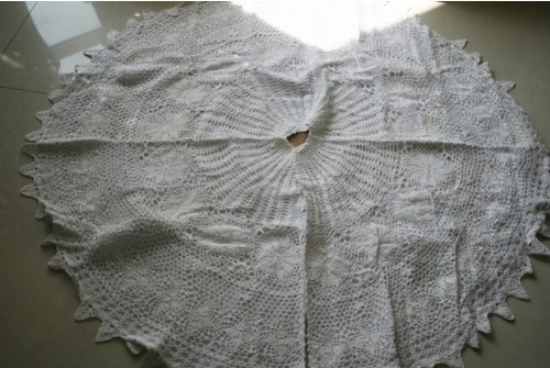 Vintage Hand crochet ChristmasTree Skirt