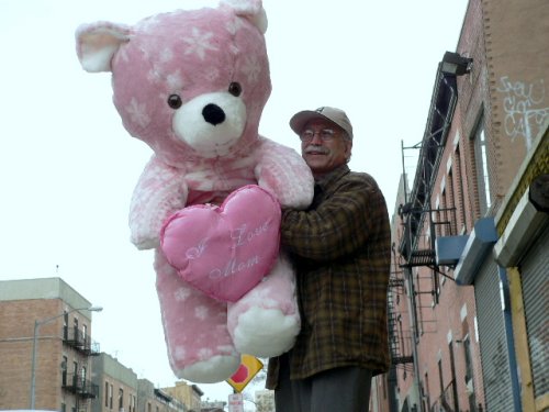 51PkfCDGMiL GIANT 54 inches tall PINK TEDDY BEAR FOR MOTHERS DAY or ANY DAY * HOLDS BIG PINK HEART THAT SAYS I LOVE MOM * WEIGHS 15 POUNDS! SHOW MOM YOU CARE... in a BIG WAY! * AMERICAN MADE IN THE USA AMERICA
