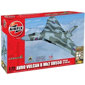 Airfix A50097 1:72 Scale Military Air Power Avro Vulcan XH58 Vulcan to the Sky Gift Set with Paints, Glue and Brushes