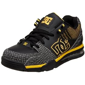Versatile XE Sneaker Versatile XE Sneaker