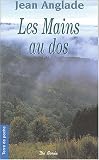 Les mains au dos