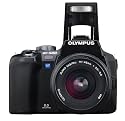 Olympus E500 Kit DSLR with 14-45mm lens [equiv. 28-90mm] [8MP]