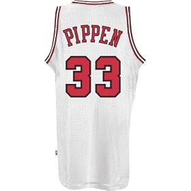 Scottie Pippen Chicago Bulls #33 Retro Swingman Adidas NBA Basketball Jersey (White)