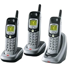 Uniden DXI5586-3 5.8GHz Extended Range Triple Handset with Call Waiting Caller ID by Uniden