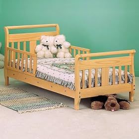 Stork Craft Soom Soom Toddler Bed