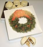 Scott's Cakes 1 lb. White Chocolate Macadamia Nut Pattie in a Wreath Box