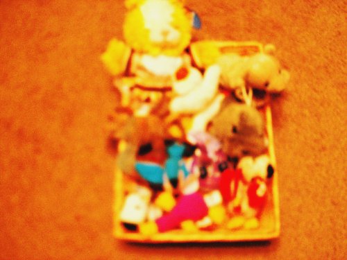 Cover image : Basket of Ty Beanie Babies, Gund stuffed animal, King Plush Stuffed animal. and others, all in a BASKET which is included in this lot