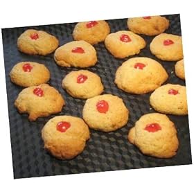 WellBake Silicone Baking Mat (38cm x 30cm). Heavy Duty Non-Stick Silicone Bakeware + 10 Year Guarantee
