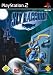 Armer Sly Cooper! Fiese B�sewichte haben seinen Vater auf dem Gewissen -- und als w�re das noch 
nicht schlimm genug, haben die f�nf Finsterlinge auch noch den "Thievious Raccoonus" gestohlen, in 
f�nf Teile zerrissen und unter sich aufgeteilt. In diesem wertvollen Buch haben Slys Vorfahren alle 
Tricks der Diebeskunst aufgeschrieben, denn Sly kommt aus einer stolzen, aber extrem diebischen 
Waschb�rfamilie. Sonnenklar, dass diese Informationen in den falschen H�nden viel Unheil anrichten 
k�nnen, und so macht sich Sly Cooper auf, das Buch seiner Vorfahren zur�ckzubekommen und seinen 
Vater zu r�chen.Sly Raccoon ist ein rumdum gelungenes Jump & Run im comicartigen Cell-Shading-Look. 
Unser Held Sly kann ganz genretypisch meisterhaft h�pfen und mit seiner Waffe -- einem riesigen 
Haken -- Gegner besiegen und an Seilen, Rohren etc. herumklettern. Allerdings unterscheidet sich Sly 
Raccoon in vielen Punkten von einem "normalen" Jump & Run. So ist das Spiel eher aufgemacht wie ein 
Spielfilm (�hnlichkeiten zu einem gewissen Doppelnull-Agenten sind nicht von der Hand zu weisen), 
was sich auch an der exzellenten Soundkulisse zeigt. So besteht die Hintergrundmusik nicht aus den 
typisch fr�hlichen Jump-and-Run-Kl�ngen, sondern eher aus Melodien, die wirklich aus einem 
James-Bond-Film stammen k�nnten. Je nach Situation �ndert sich die Musik zudem, so z.B. wenn Sly auf 
Gegner trifft oder eine Schleichaktion einlegt.  Eben diese Schleichpassagen tragen viel zum 
Spielspa� bei: Sly dr�ckt sich mit dem R�cken an eine Wand und tastet sich langsam auf Zehenspitzen 
nach links oder rechts vor, springt in ein Fass (ein absoluter Hingucker!) um vor feindlichen 
Schussanlagen und Suchscheinwerfern gesch�tzt zu sein und kundschaftet mit seinem Fernglas erst 
einmal die Lage aus, bevor er sich in feindliches Gebiet wagt. Zur Seite stehen Sly zwei Kumpels: 
Schildkr�te Bentley und Nilpferd Murray unterst�tzen Sly, wo sie nur k�nnen. So kann Murray 
beispielsweise aus den �berall im Level in Flaschen versteckten Hinweisen einen Code entschl�sseln, 
der in jedem Level einen speziellen Safe �ffnet. In diesen Safes ist immer etwas N�tzliches 
versteckt, wie ein neuer Move f�r Sly oder z.B. eine praktische Erweiterung des Fernglases, die den 
Weg zu Goodies weist. Ganz Meisterdieb, hinterl�sst Sly in diesen Safes immer eine Visitenkarte, ein 
sehr cooles Feature!  Fazit: wer Jump & Runs mag, wird um Sly Raccoon nicht herumkommen. Tolle 
Grafik und Musik, dazu ein genialer Held und viele witzige Einf�lle -- was will man mehr? Als 
einzige Kritikpunkte kann man die recht kurze Spieldauer und die relative Geradlinigkeit des 
Spielverlaufs in den nicht besonders gro�en Levels anmerken. Die Zeit, die man mit dem Spiel 
verbringt, ist jedoch auf jeden Fall ein Genuss, da der Spielspa� auf keinen Fall zu kurz kommt -- 
und auf den kommt es schlie�lich an! --Ines Heidrich