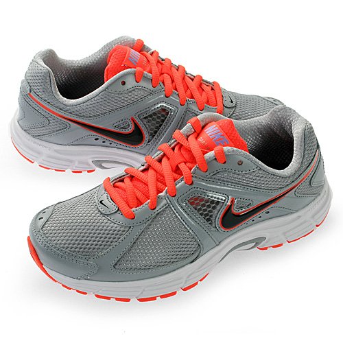 Nike Dart 9 womens sneaker Style#443863-019 (10 M US)