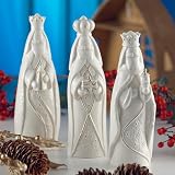 Belleek Holiday Collection Three Kings Set, 7.3 each piece