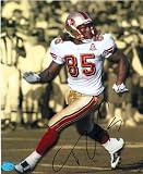 Vernon Davis autographed 8x10 Photo (San Francisco 49ers) Image 2